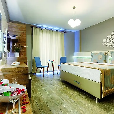Wonasis & Aqua Resort