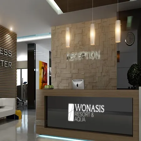 Wonasis & Aqua Resort 3*