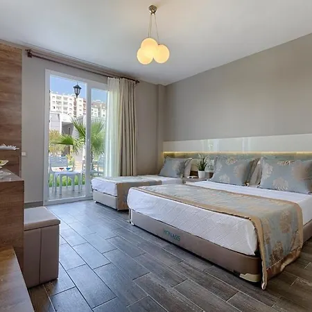 Wonasis & Aqua Resort 3*
